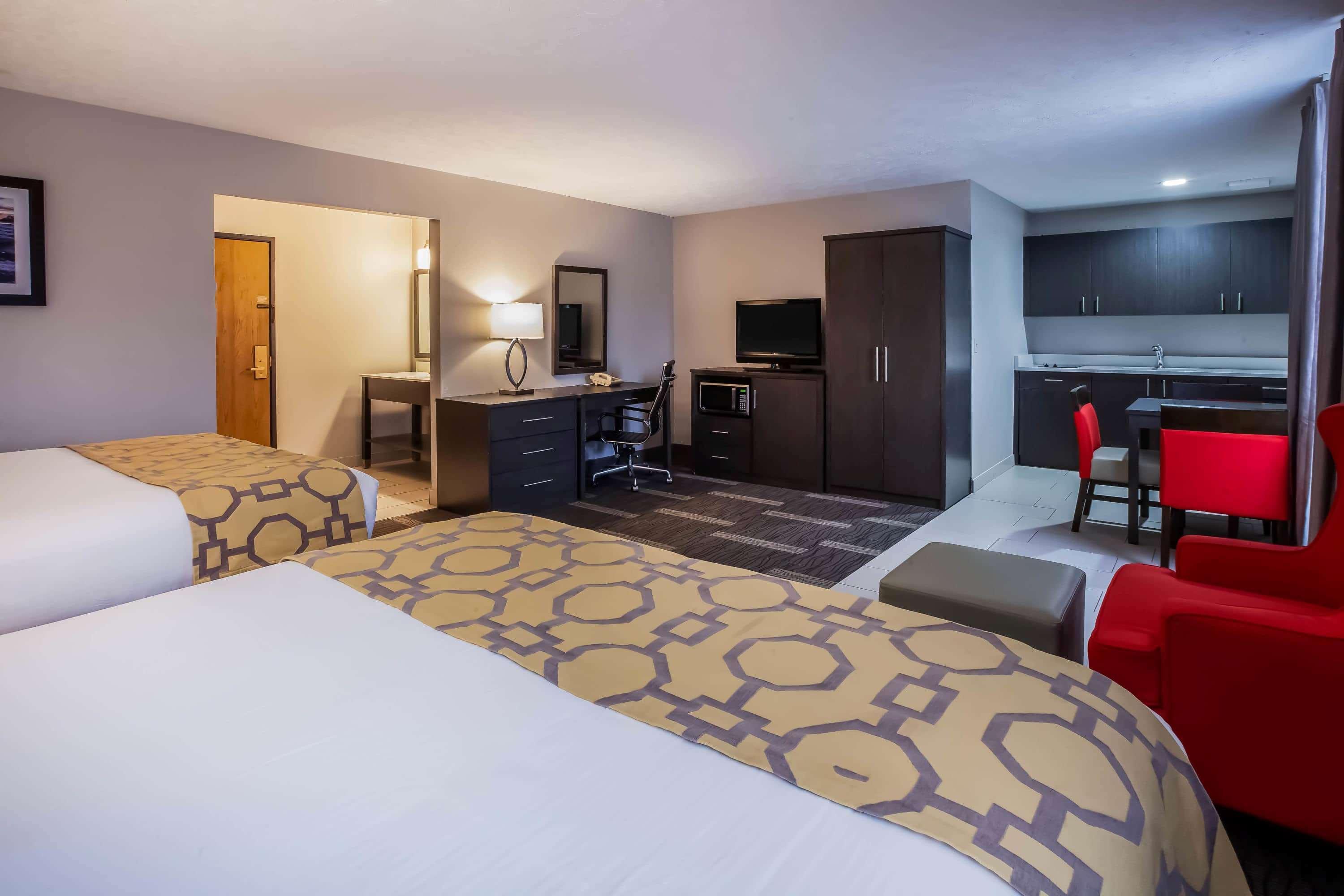 Baymont By Wyndham Traverse City Extérieur photo
